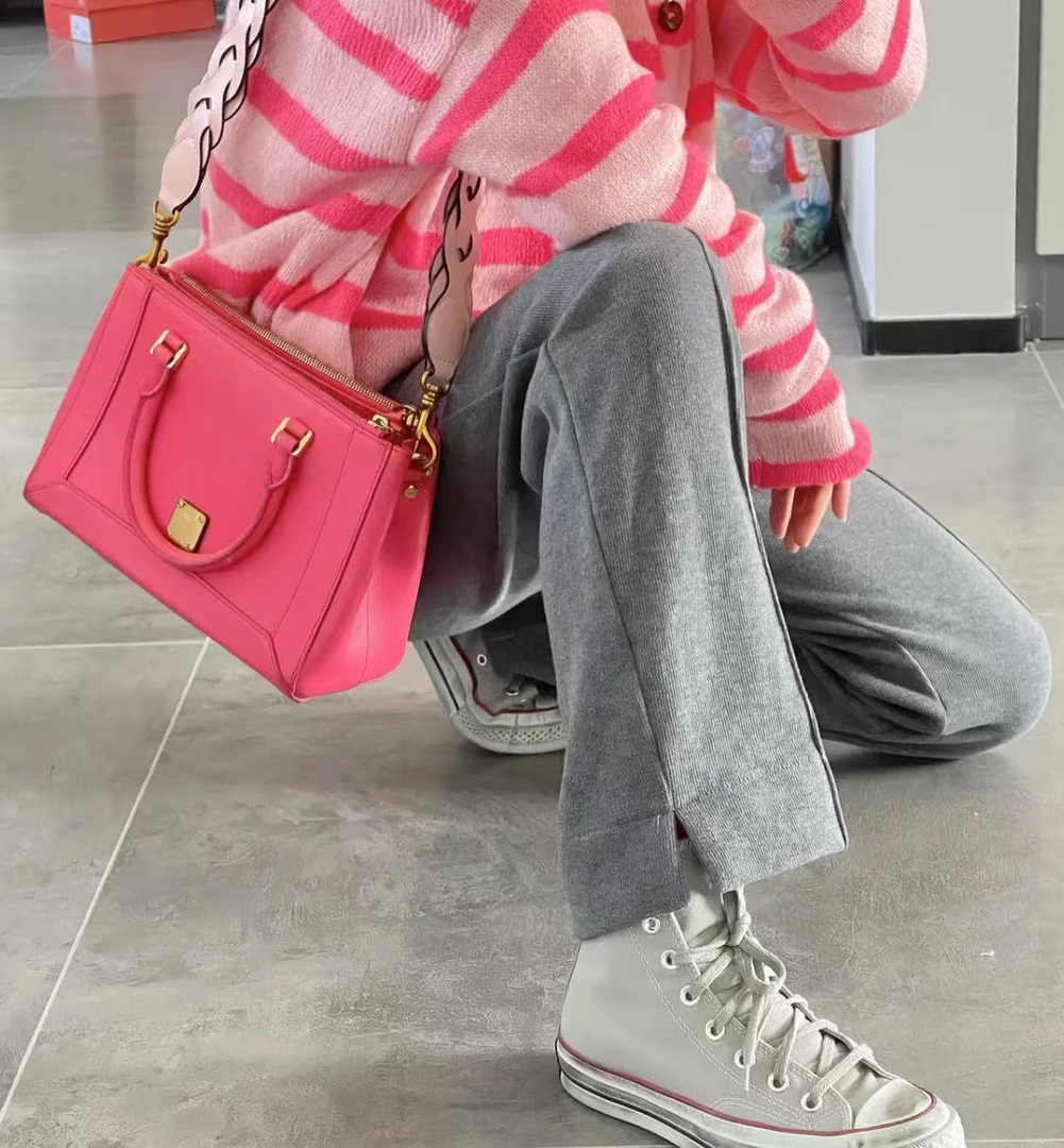 95新 MCM mcm梅粉色c1275小号杀手包