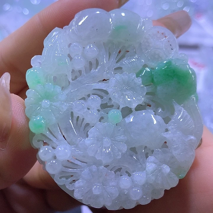 翡翠未镶嵌颈饰天然翡翠A货吊坠