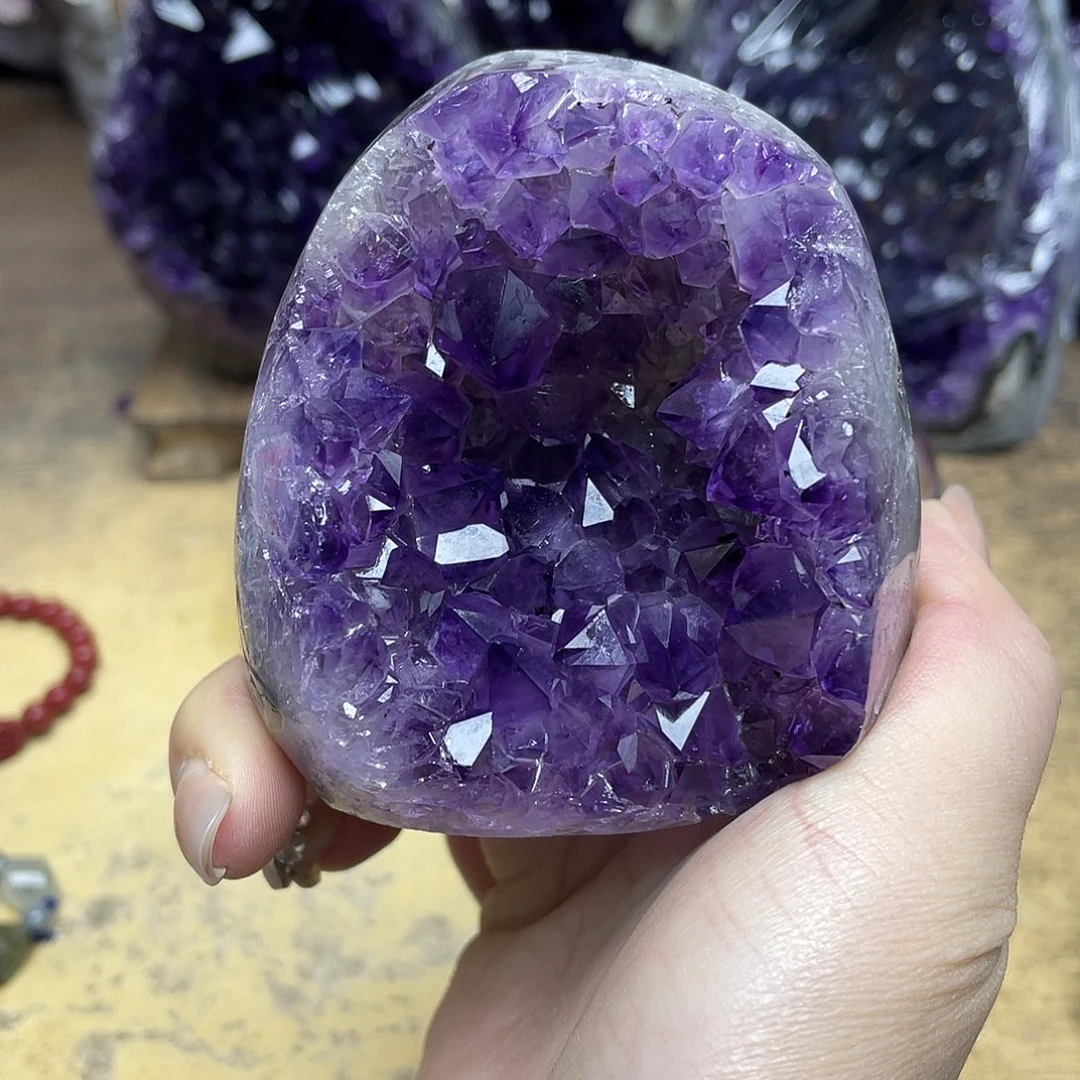 紫晶大型摆件（非配饰）未镶嵌