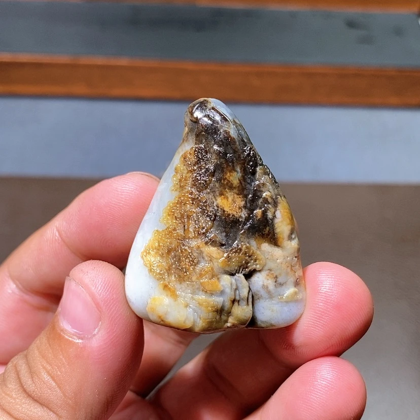 【闪购商品】和田玉未镶嵌颈饰抖**玩