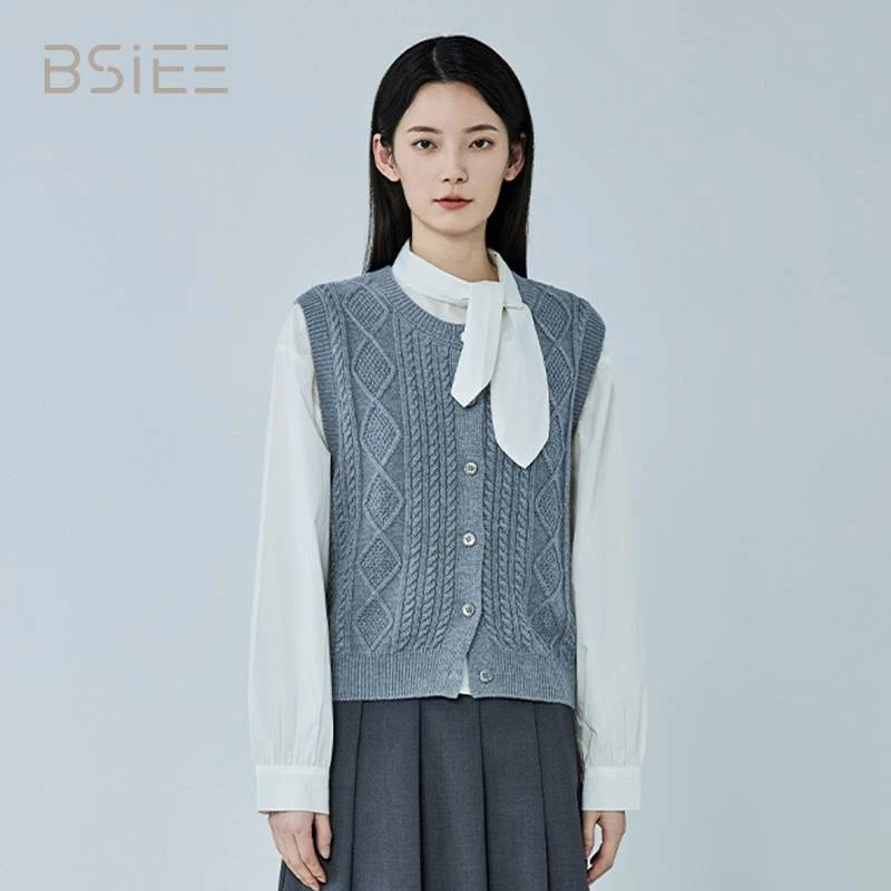 BSIEE系带麻花毛衣两件套