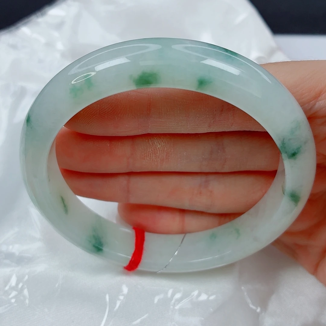 翡翠未镶嵌手镯62.7正圈，清秀飘绿花，意境美，024