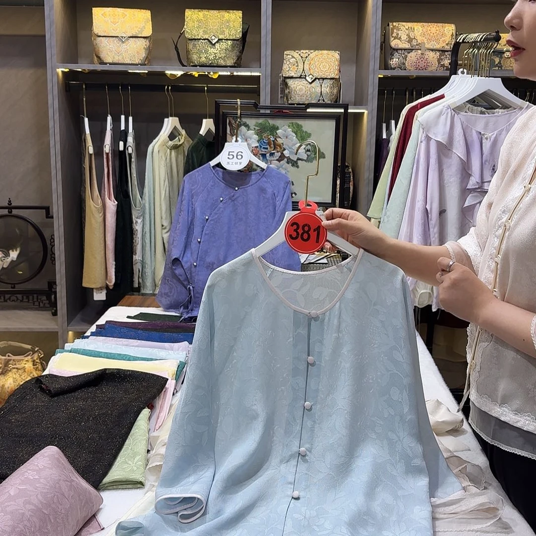 阿***若非遗传承人的文化艺术