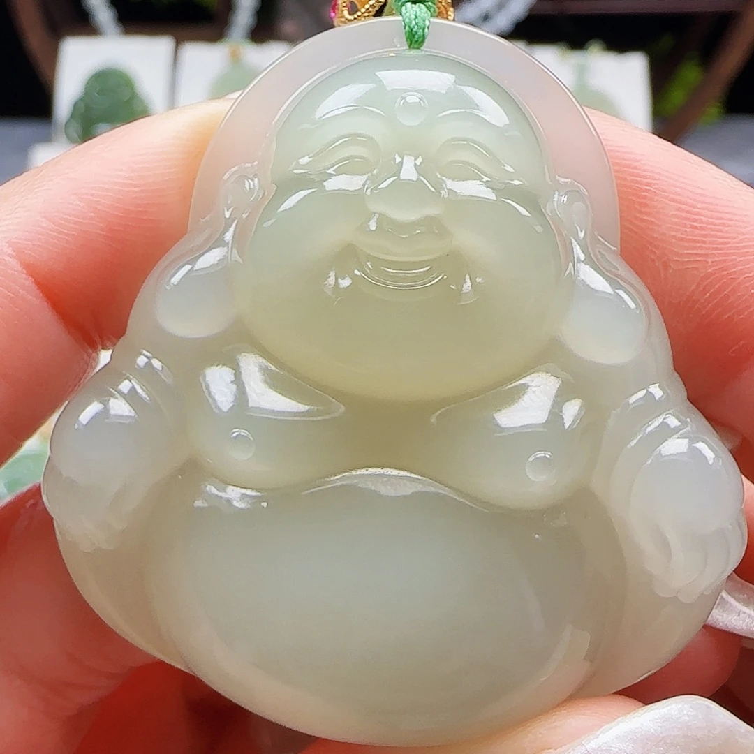 和田玉18K金镶嵌颈饰