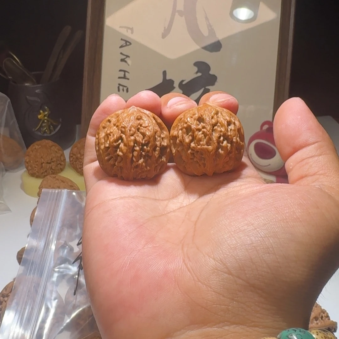 文玩核桃吊坠34尺寸野生狮子头