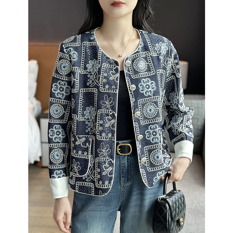 左左家 洋气时髦~重工亮片剌绣小香风牛仔外套女圆领气质短款开衫