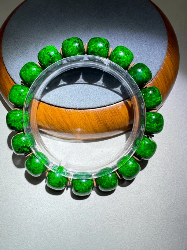 绿色满脑 造办处呛色手串 H297