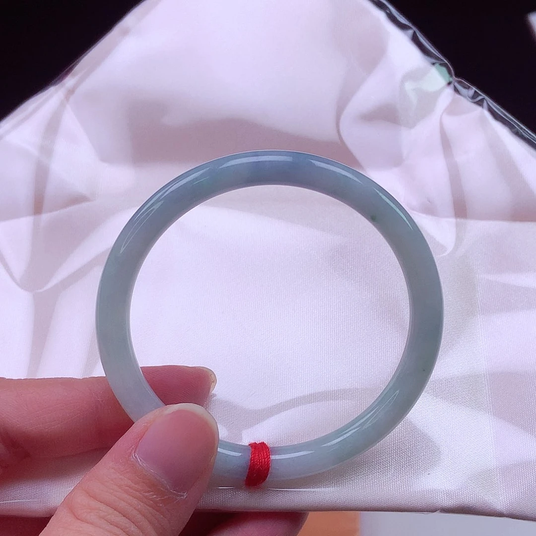 翡翠手镯未镶嵌52圆条