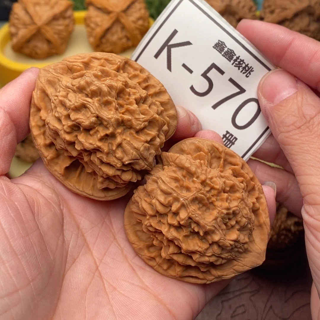 桃核把件官帽46….