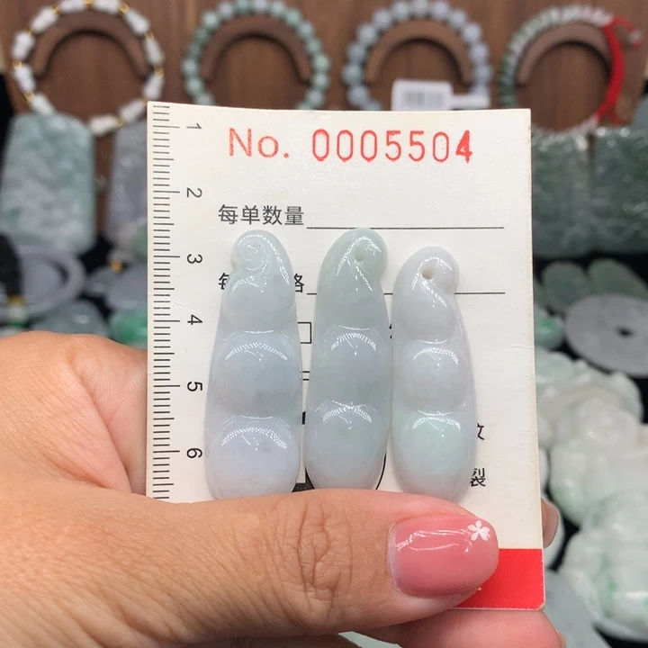 颈饰未镶嵌翡翠11