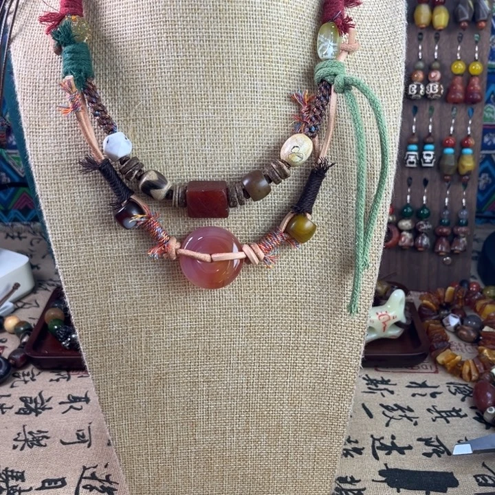 玛瑙/玉髓未镶嵌颈饰