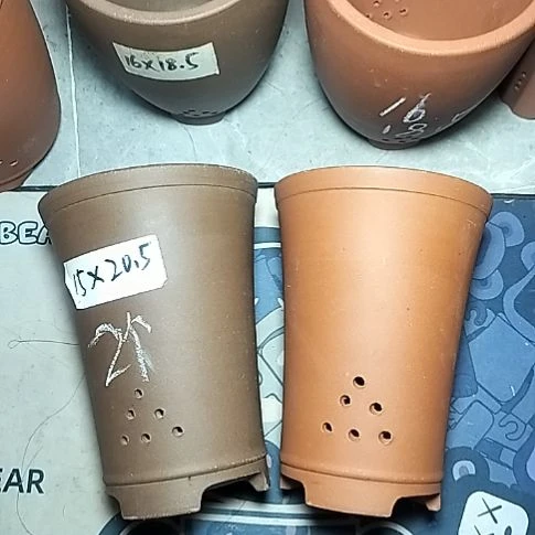 红泥紫泥新品两个花盆微瑕
