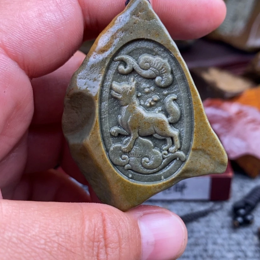 【闪购商品】原石雕刻手把件