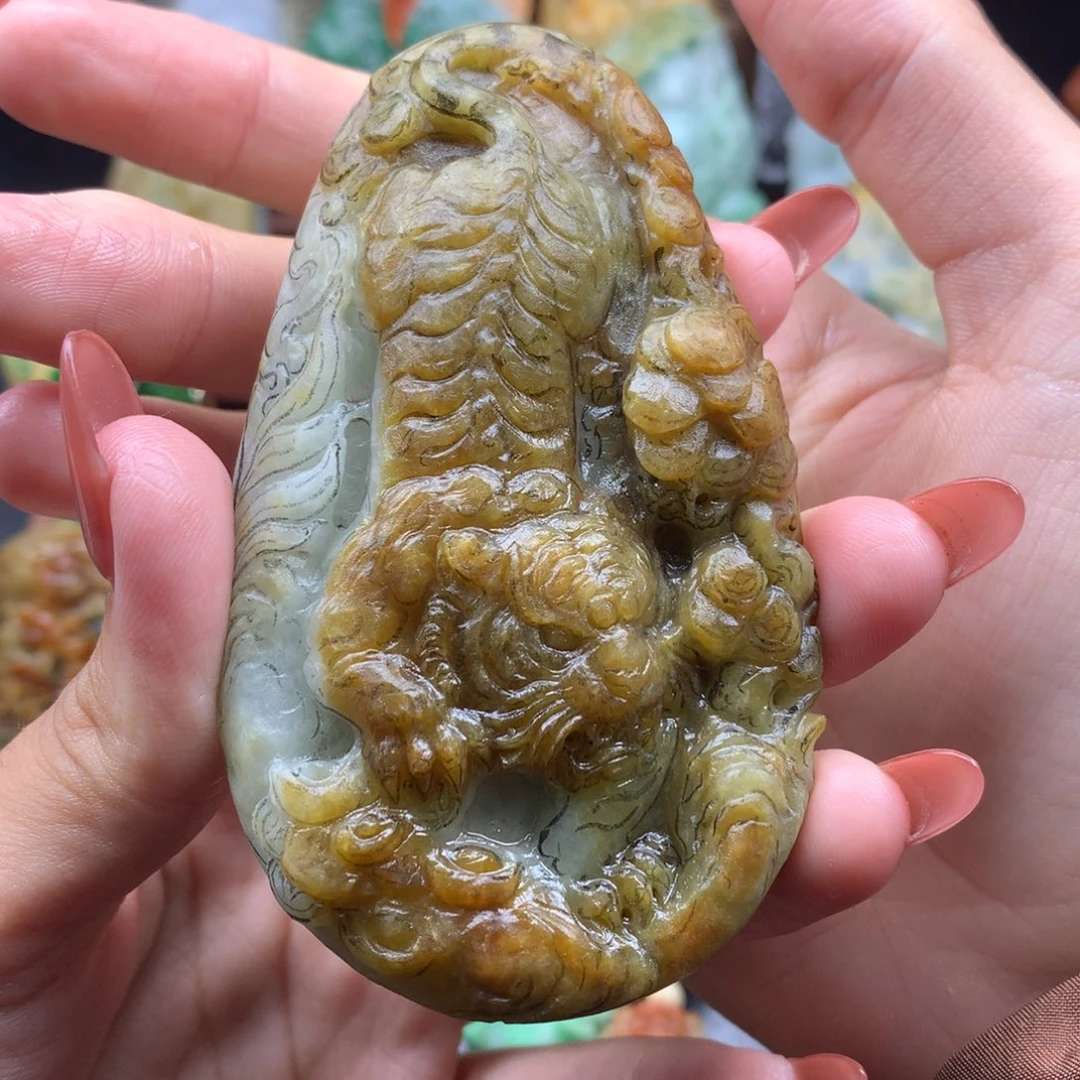 我***命定制翡翠未镶嵌翡翠