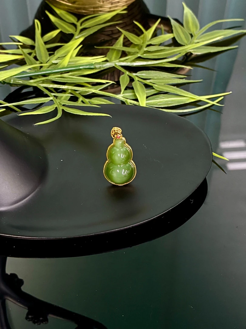 和田玉葫芦吊坠【小北质检】ZJH02Z46多样性发一