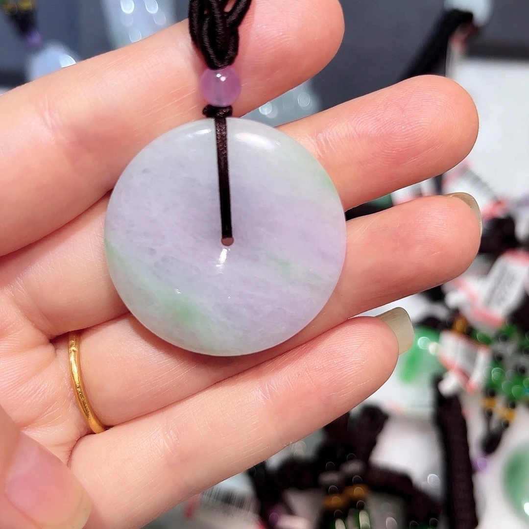 翡翠未镶嵌颈饰A货翡翠镶嵌颈饰