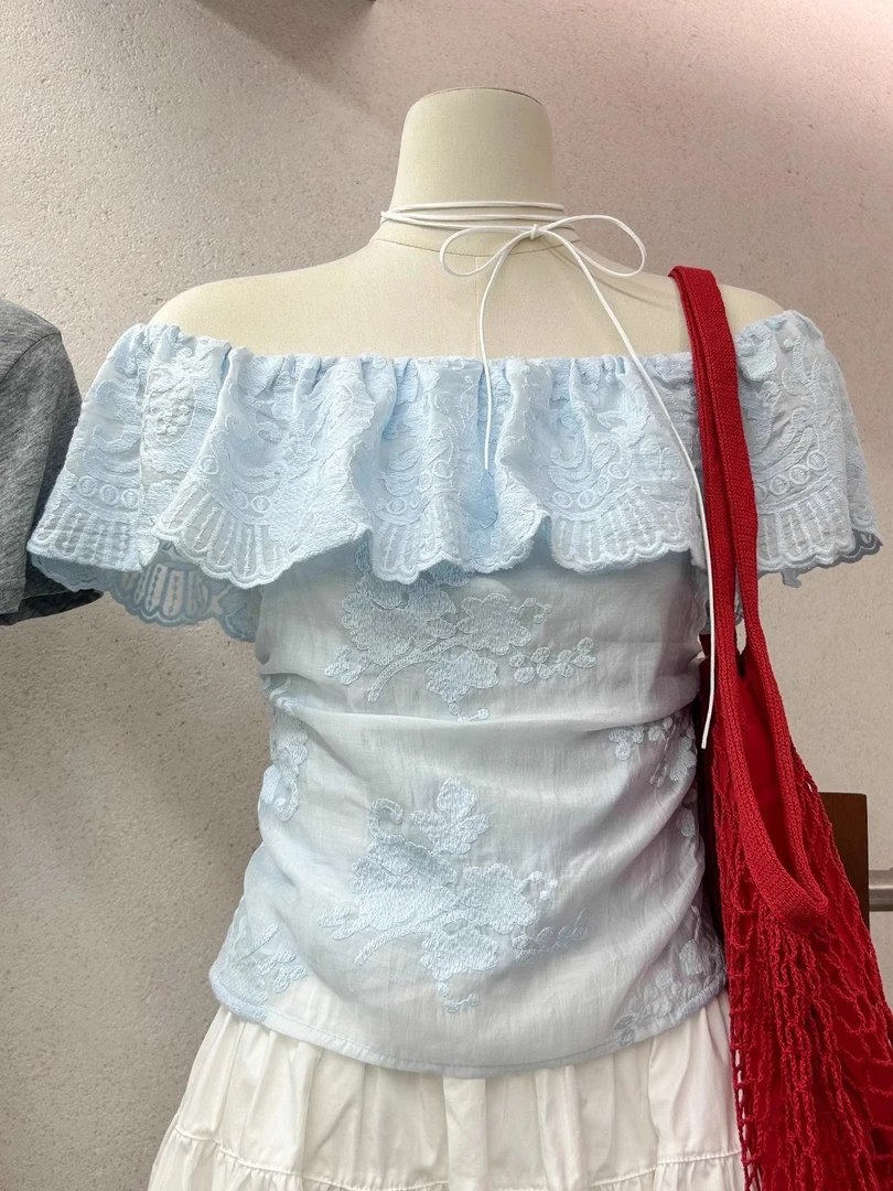 十三行2025夏季法式一字肩荷叶边短袖显瘦刺绣薄款蓝色衬衫上衣女