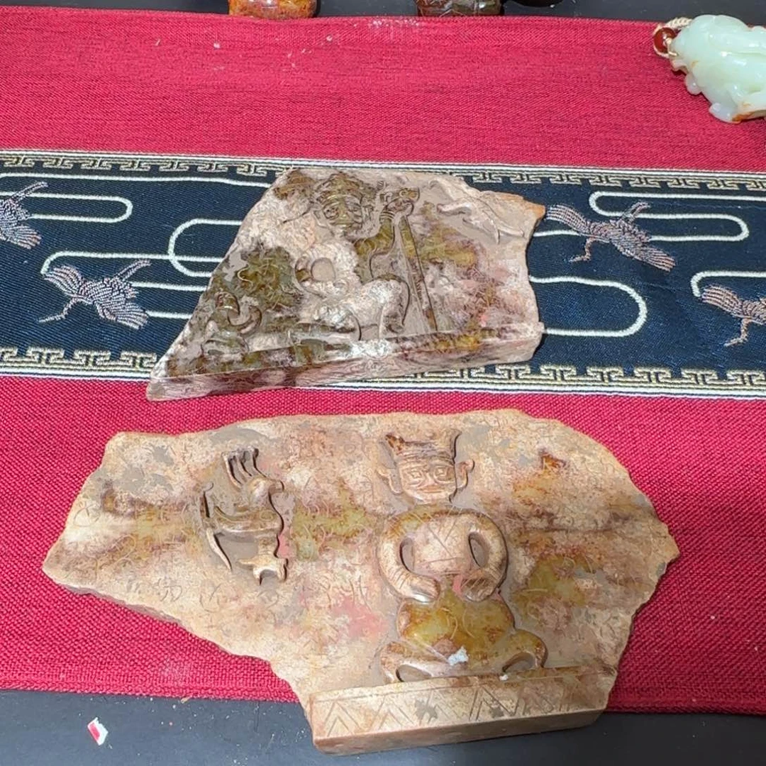 婵***儿和田玉未镶嵌挂件