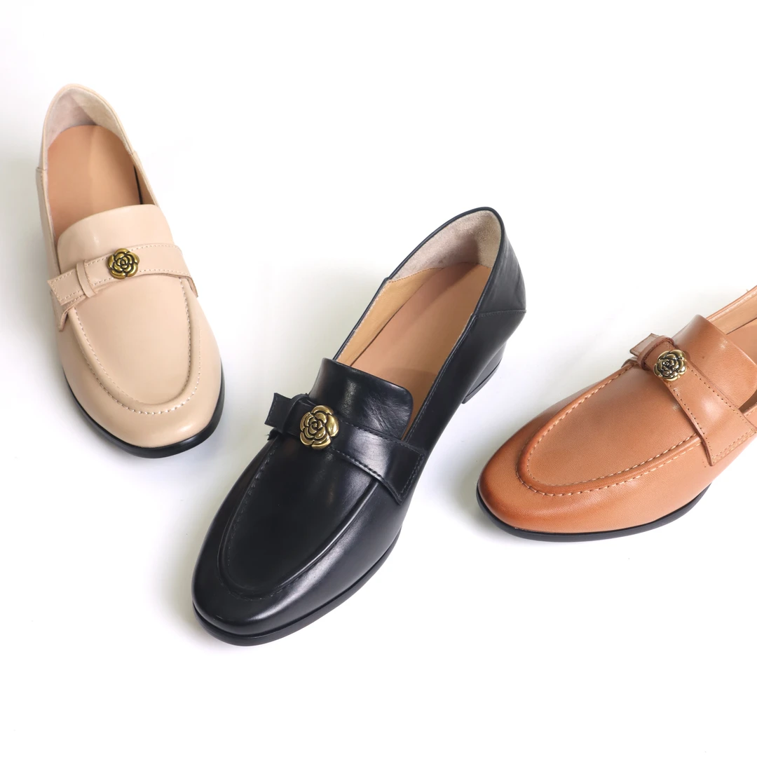 小牛皮复古山茶花金属扣一脚蹬乐福鞋女春夏休闲气质单鞋女6833-1