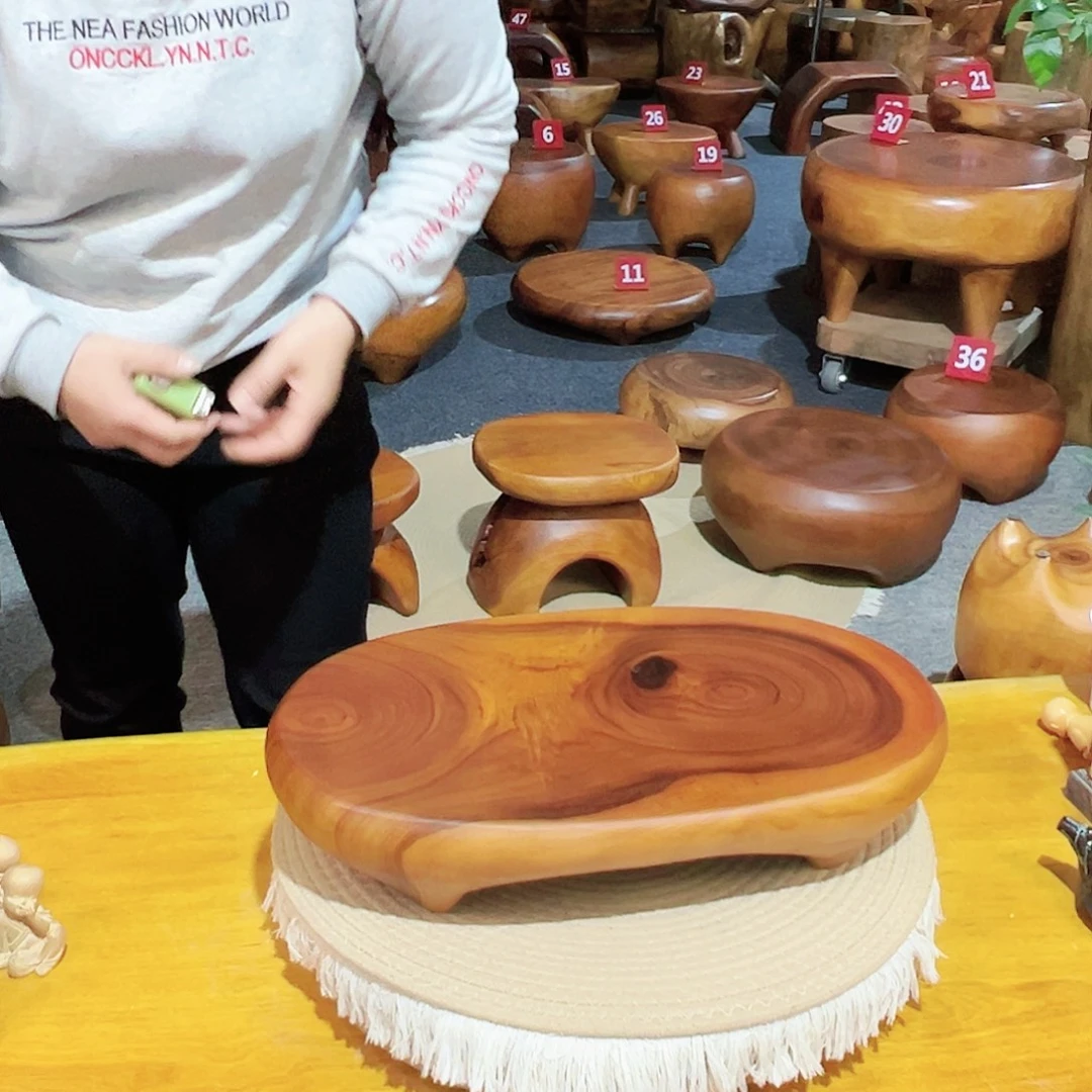 19 号香樟木尺寸:44-25-9cm