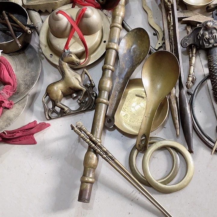 老式铜古朴典雅的