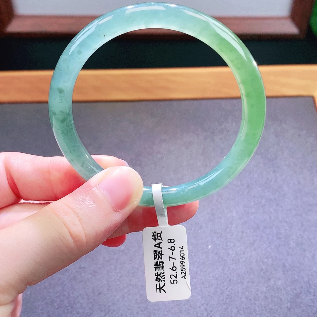 未镶嵌手镯翡翠天然翡翠
