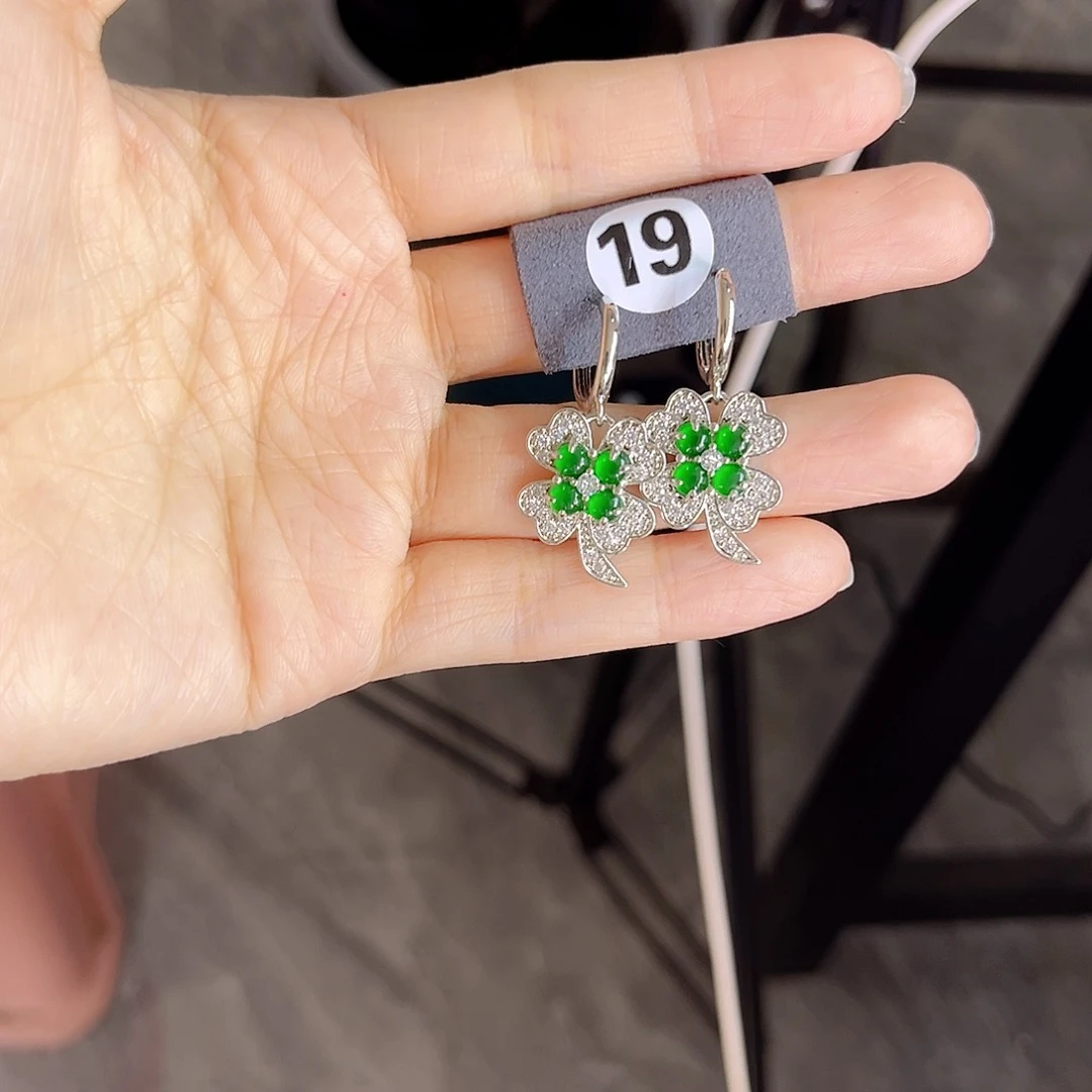 银S925镶嵌耳饰祖母绿