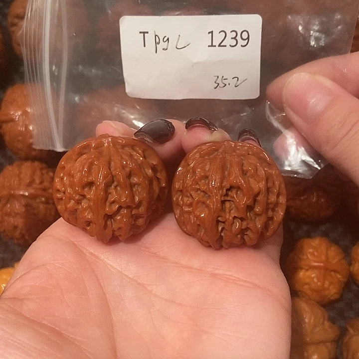 文玩核桃吊坠苹果园35