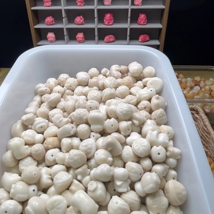 白玉菩提吊坠b15-25mm/5+1颗瑕疵