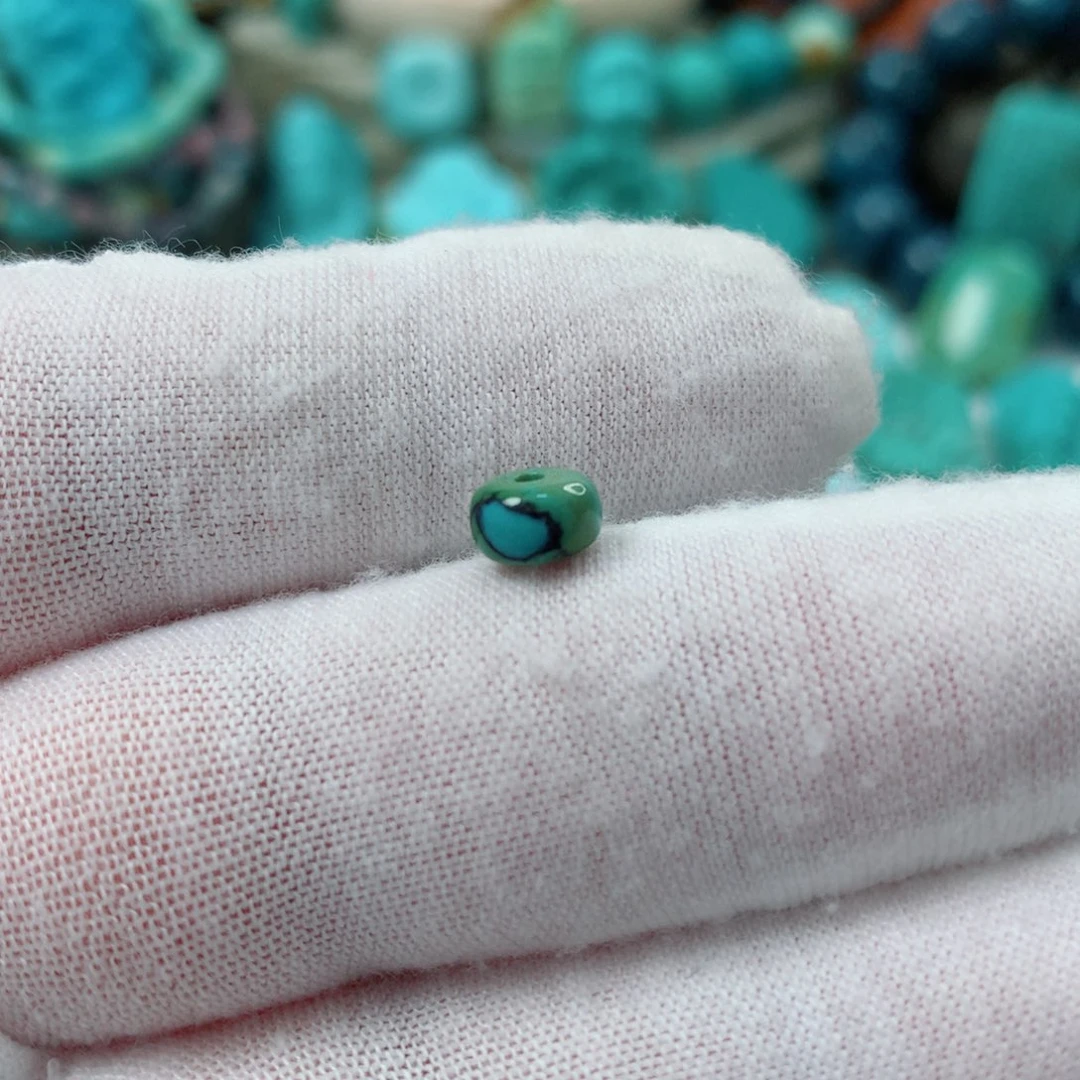 绿松石未镶嵌珠宝半成品