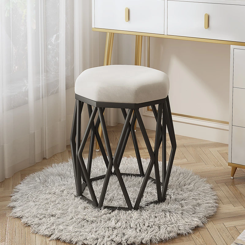 化妆凳梳妆台凳子椅子简约现代轻奢鸟巢女生卧室网红美甲家用圆凳