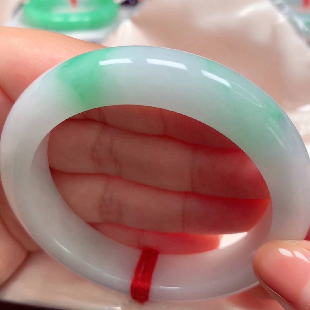未镶嵌手镯翡翠8白底青阳绿