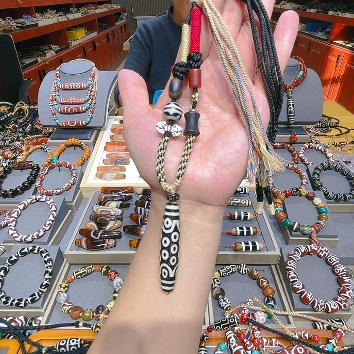 未镶嵌玛瑙/玉髓珠宝奇石