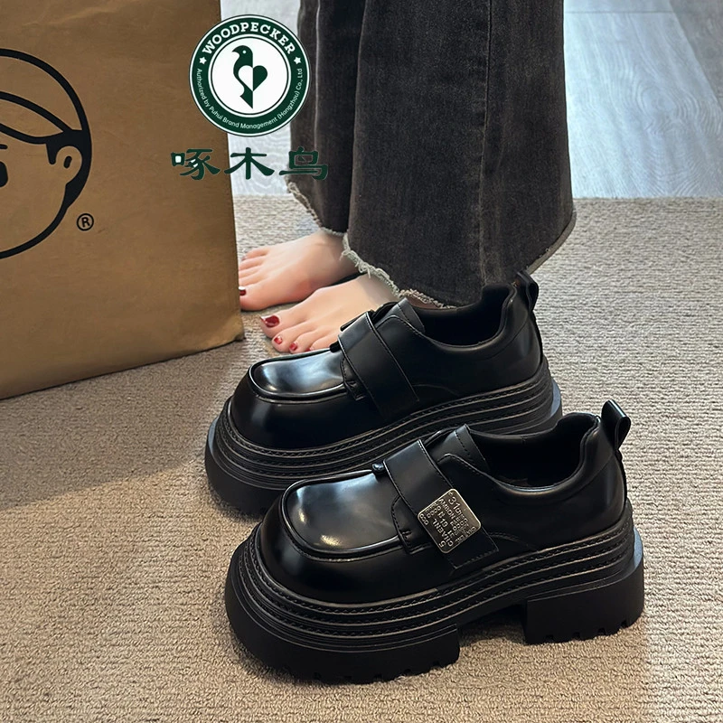 啄木鸟设计师款英伦风6cm厚底乐福皮鞋女2025秋百搭魔术贴乐福鞋