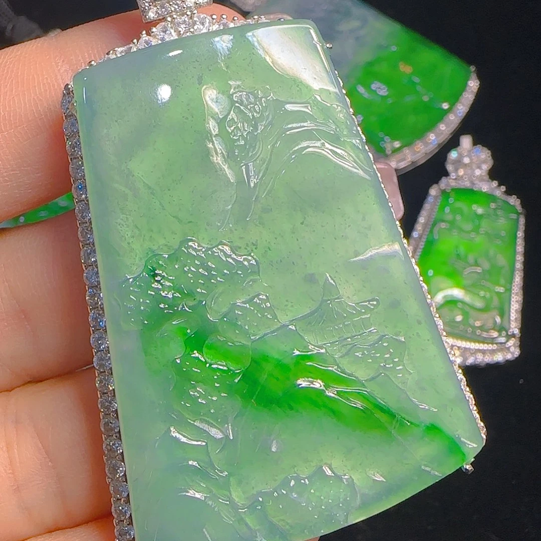 翡翠吊坠(赠链)银S925镶嵌