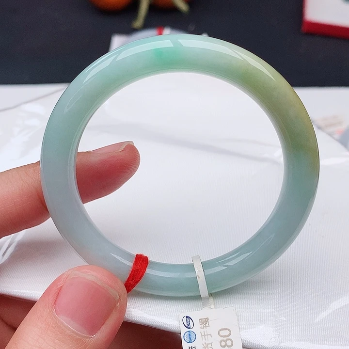 翡翠手镯未镶嵌天然翡翠手镯