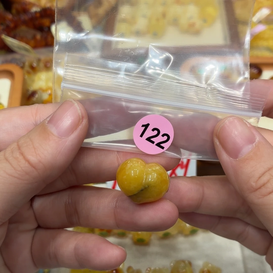 琥珀未镶嵌珠宝奇石