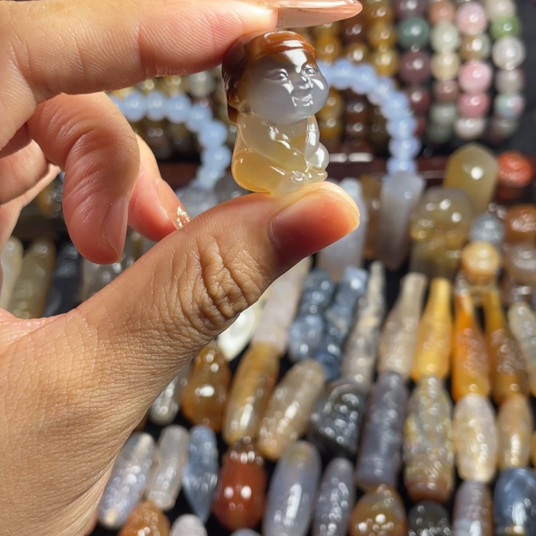 玛瑙/玉髓未镶嵌珠宝奇石