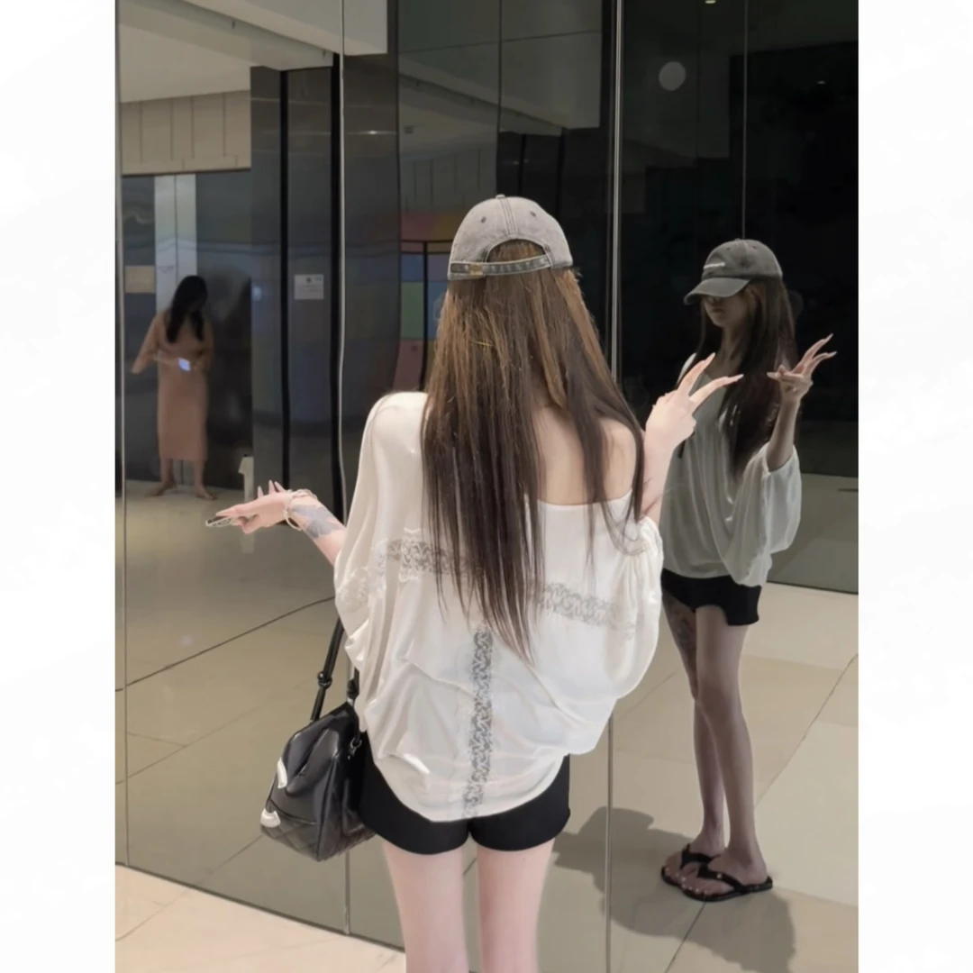 【何秘书】网红同款气质姐姐后背蕾丝拼接t恤蝙蝠袖空调罩衫上衣女