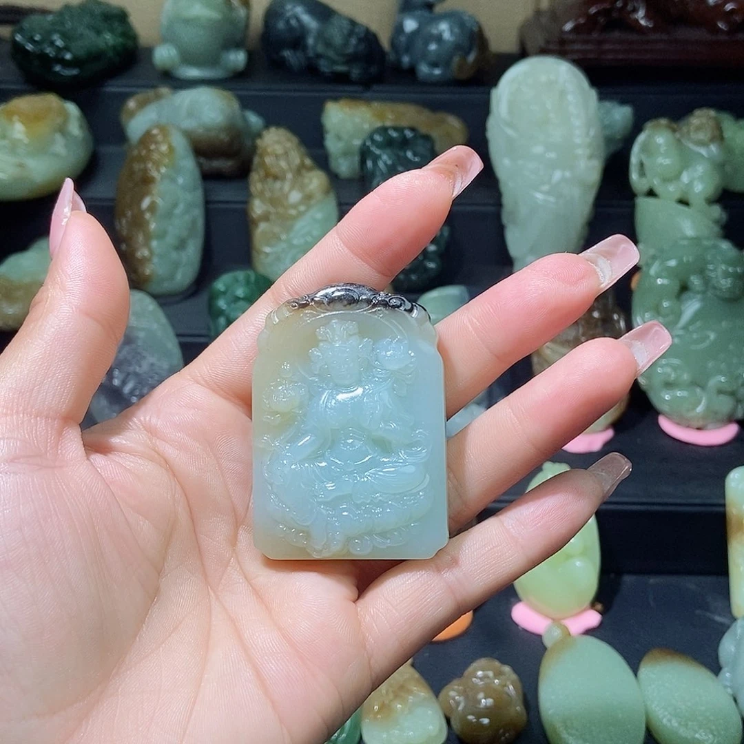 和田玉颈饰未镶嵌