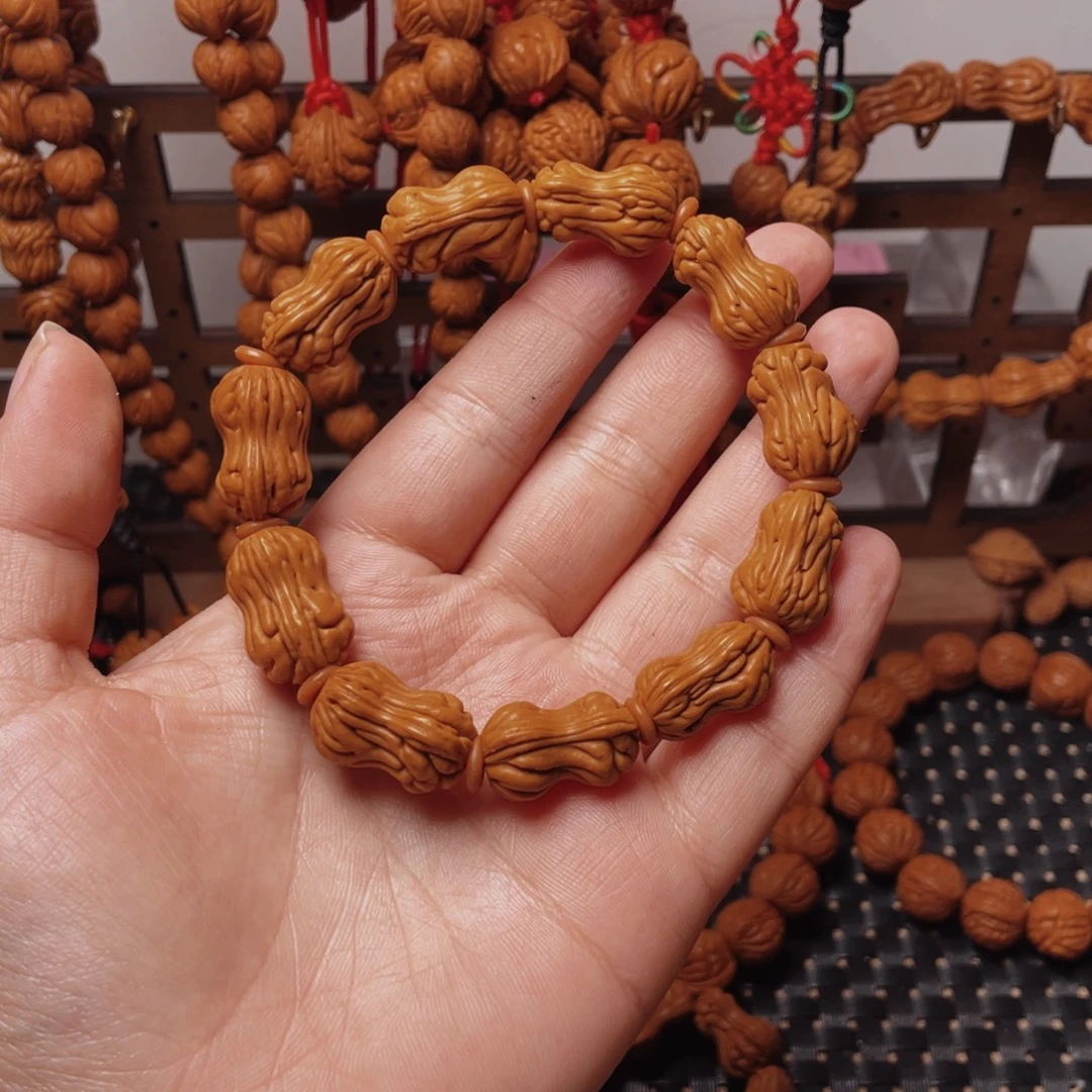 木质类龙纹桃枭手串