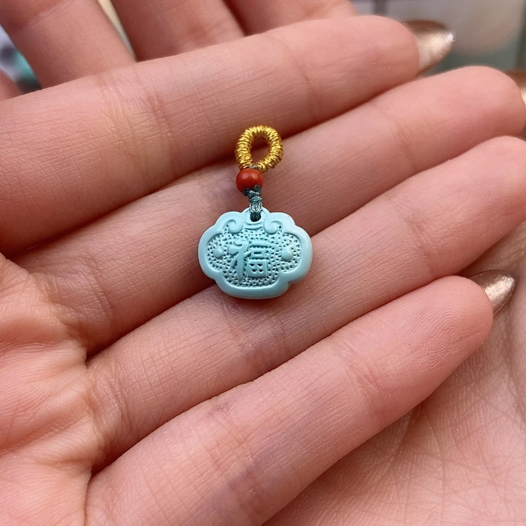 绿松石配饰未镶嵌