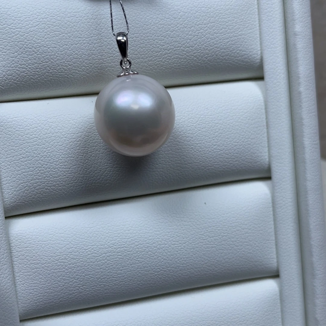 淡水珍珠吊坠(不含链)18K金镶嵌15.5mm