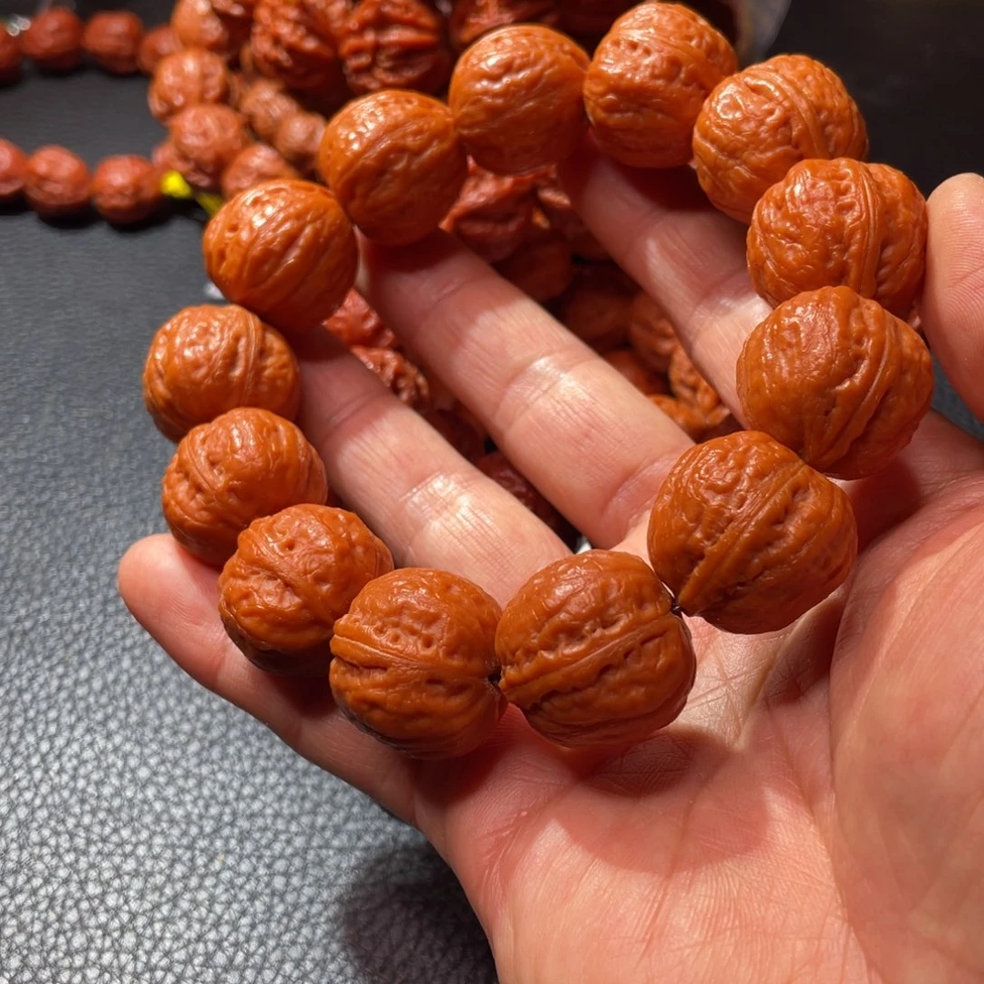 文玩核桃手串新年愿望