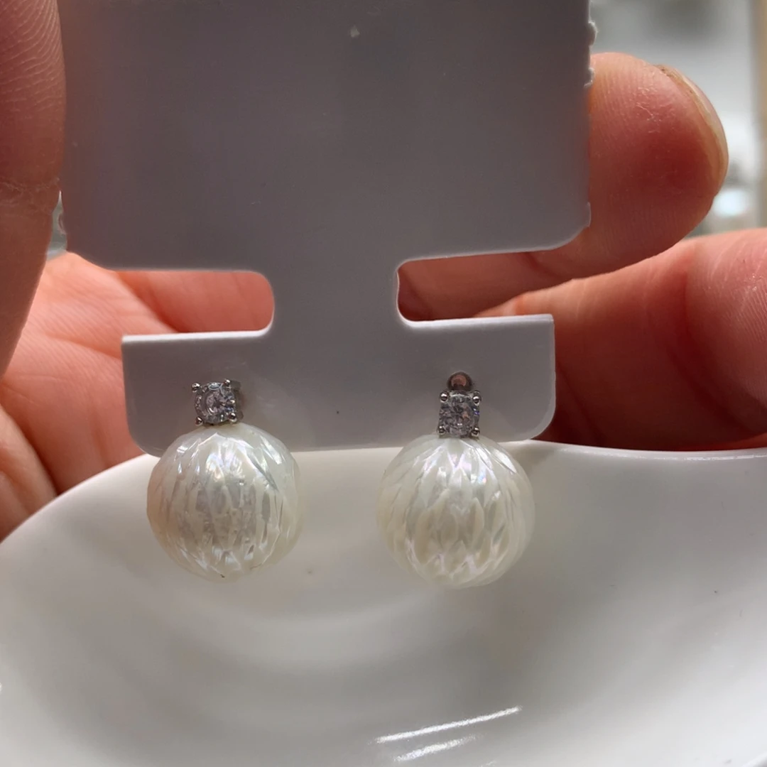 未镶嵌耳饰淡水珍珠