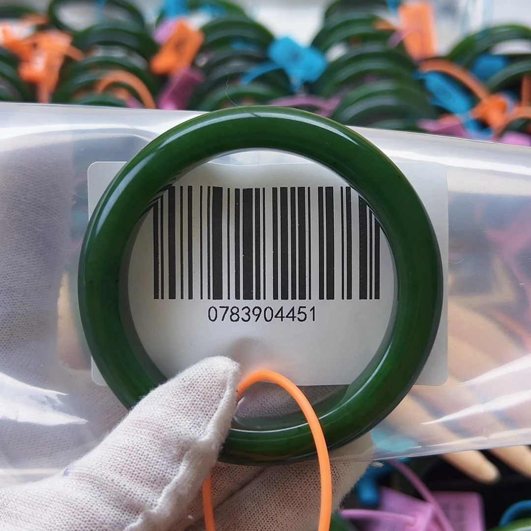 和田玉手镯未镶嵌59