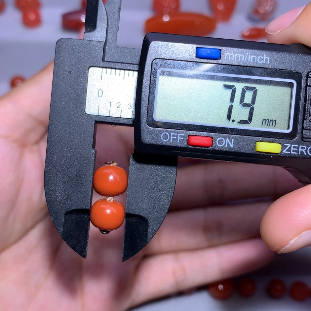 南红玛瑙未镶嵌满肉老型对珠7.9×6.8微纹