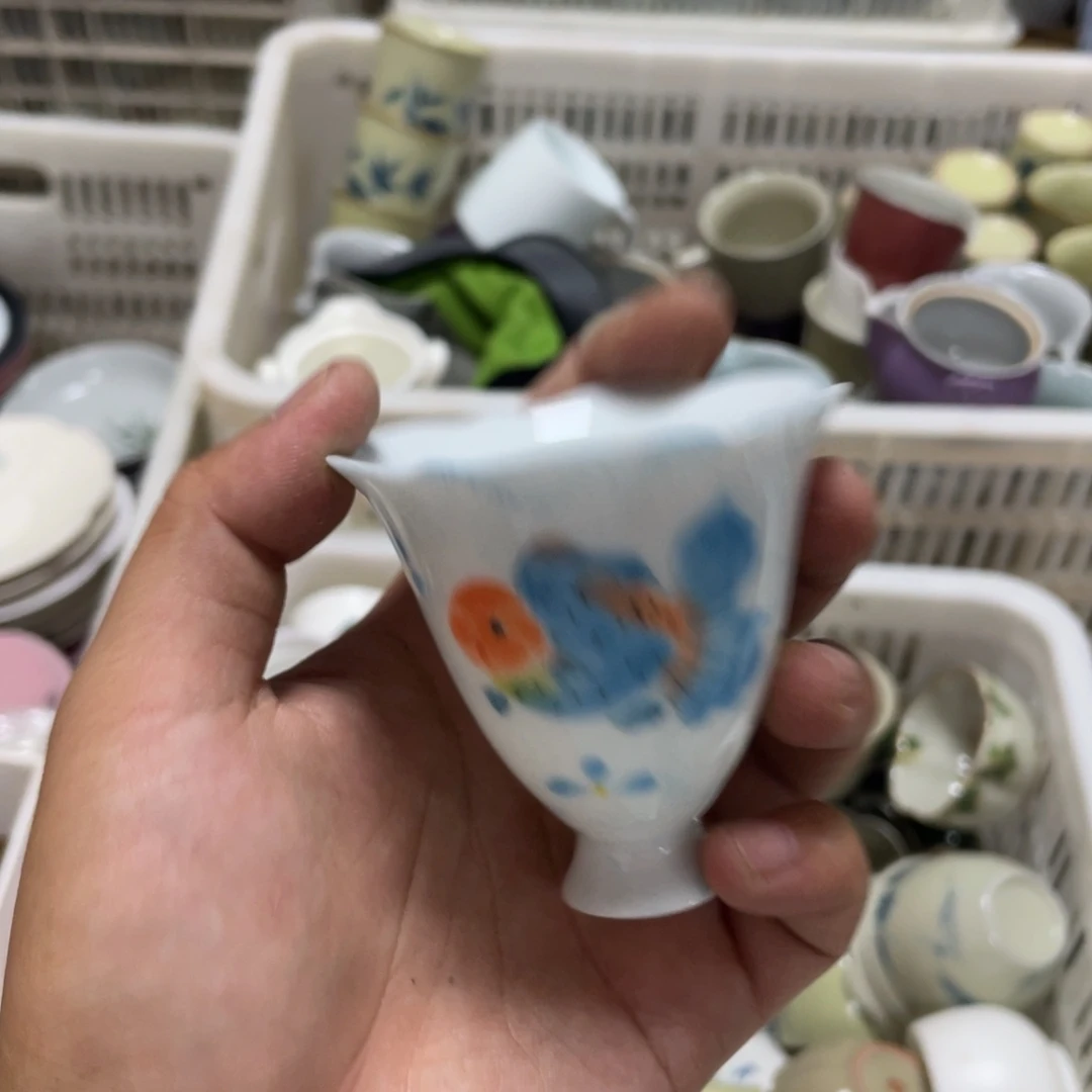 裙***猫无运费险略有微瑕介意勿拍