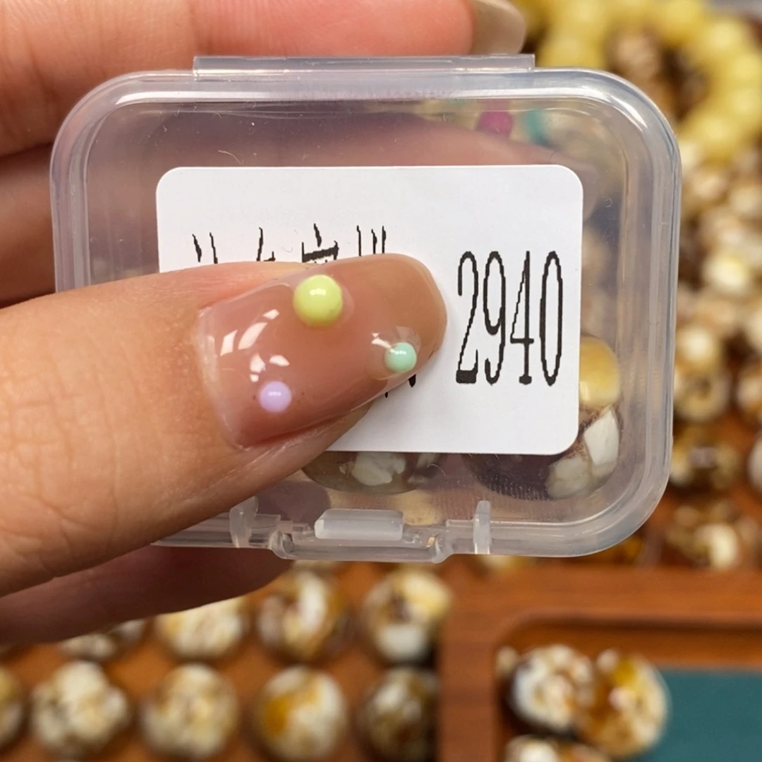 把件猴头核桃沁色圆珠老型2940