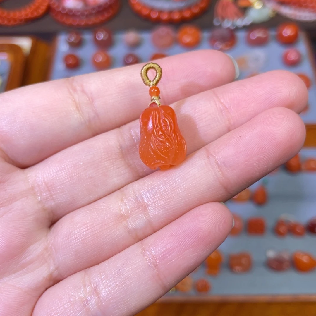 南红玛瑙未镶嵌白菜